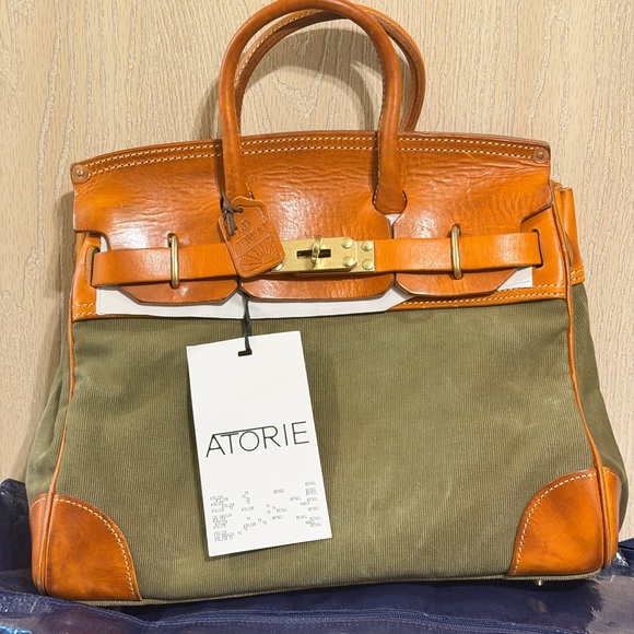 Atorie Old Urban Women's Tan Leather and Green Canvas Bag - Picture 4 of 16